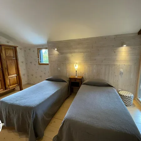 Renove Avec Jardin Et Terrasse Pres De Thire, Festival De Musique Baroque, Ideal Pour Familles - Fr-1-426-538 Holiday home